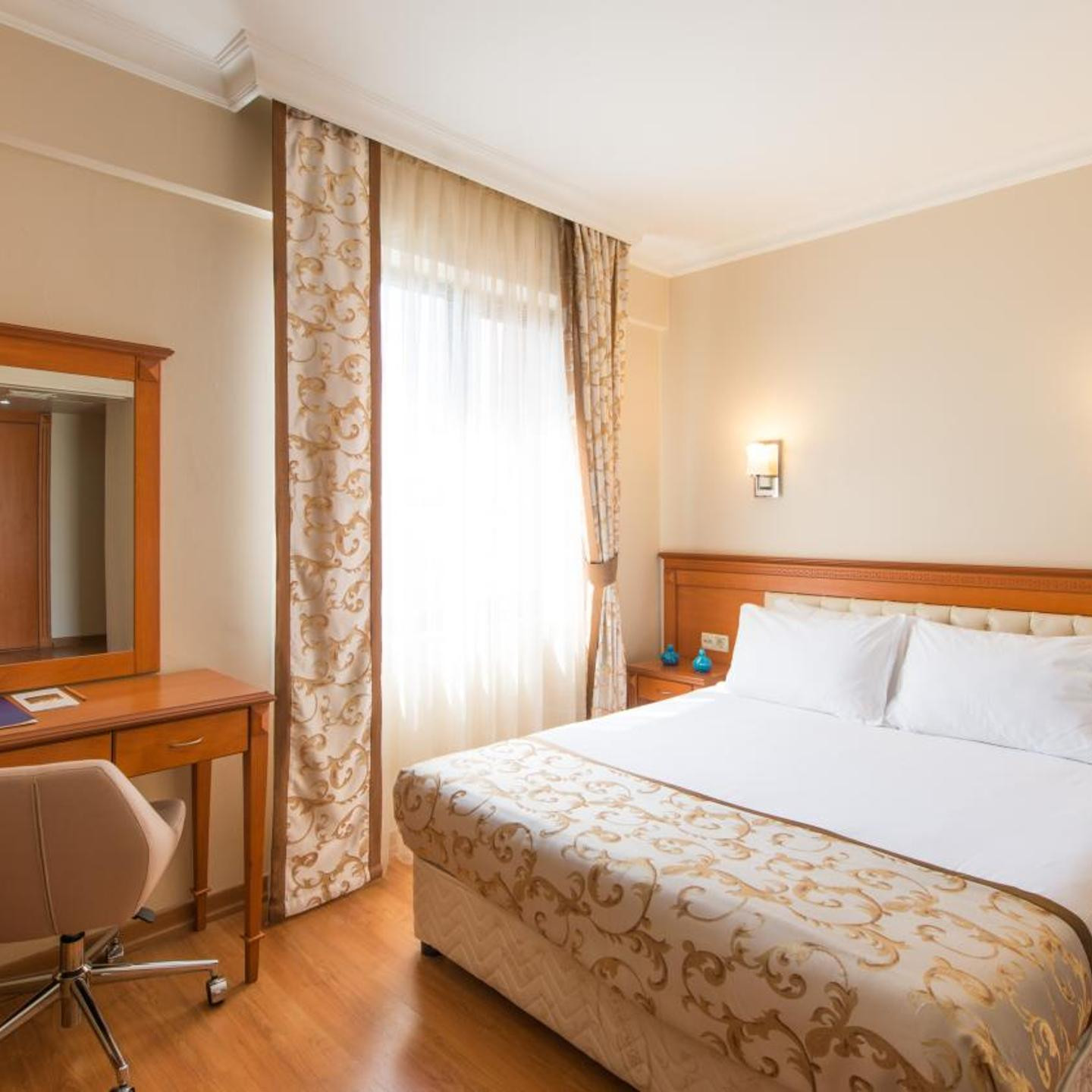 Prestige Hotel Old City
