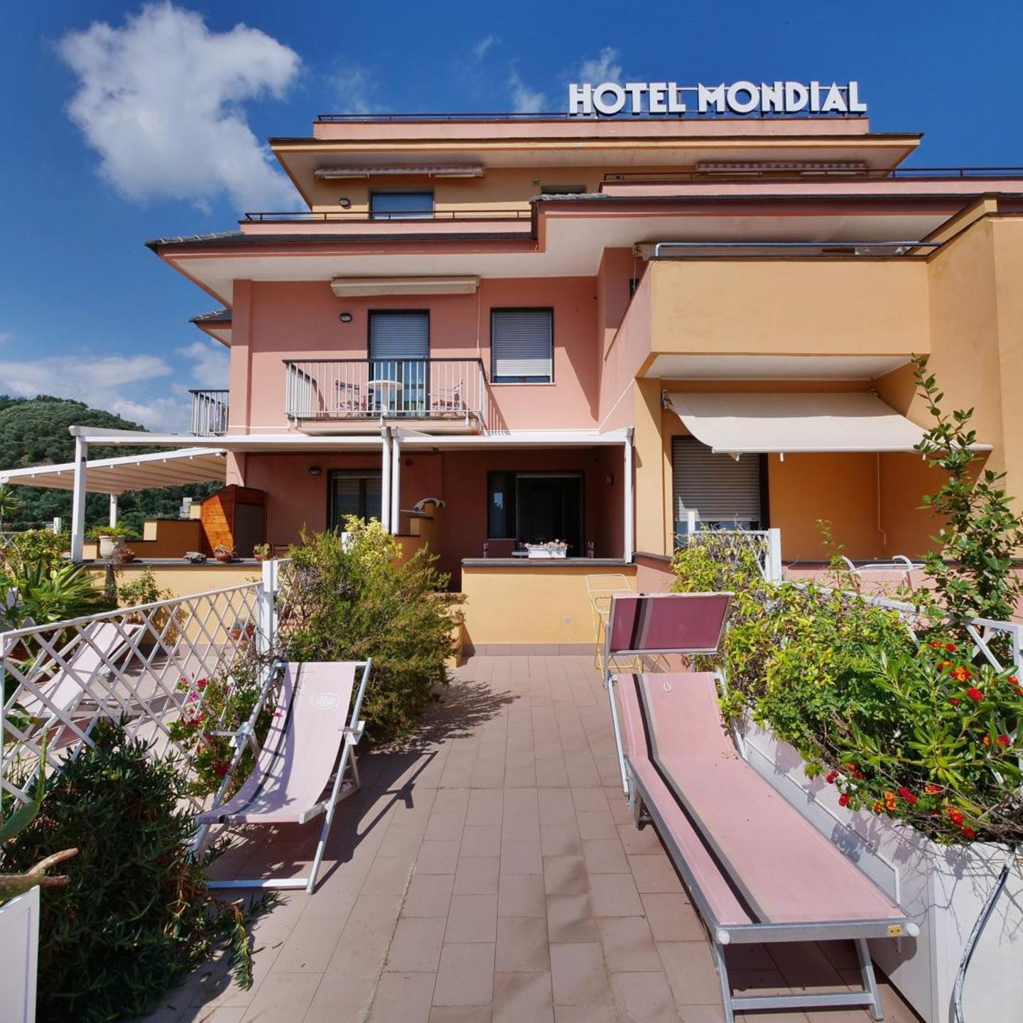 Hotel Mondial Moneglia