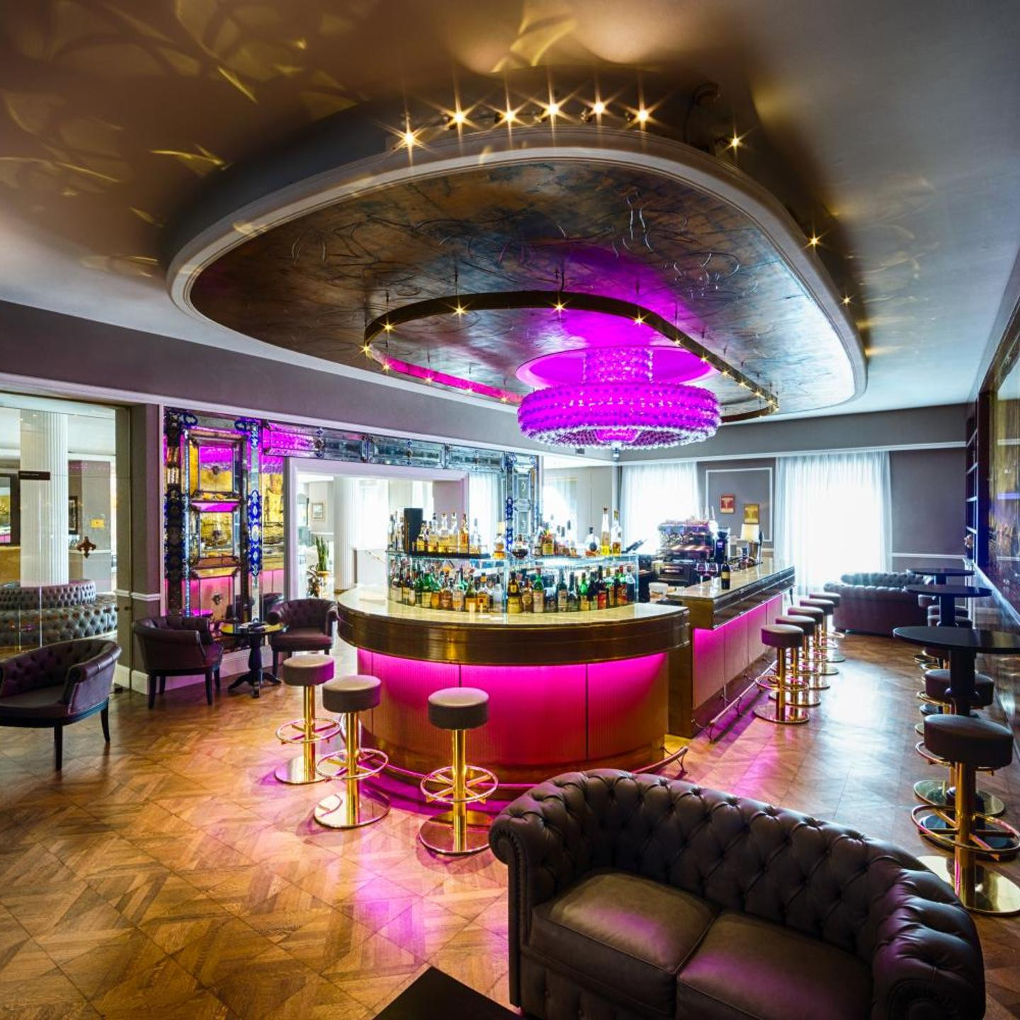 Plaza Hotel Lucchesi