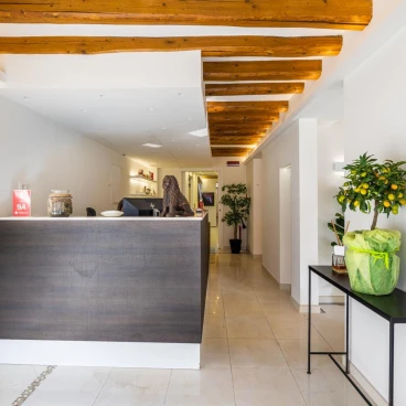 Leone Hotel