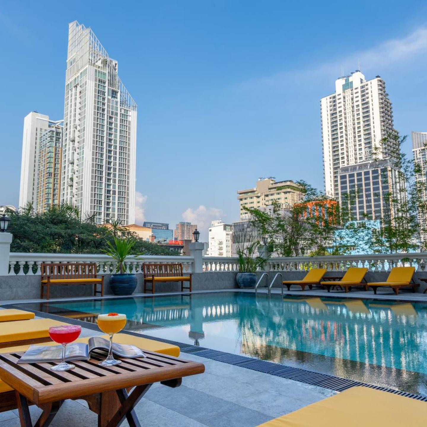 Boulevard Hotel Bangkok Sukhumvit