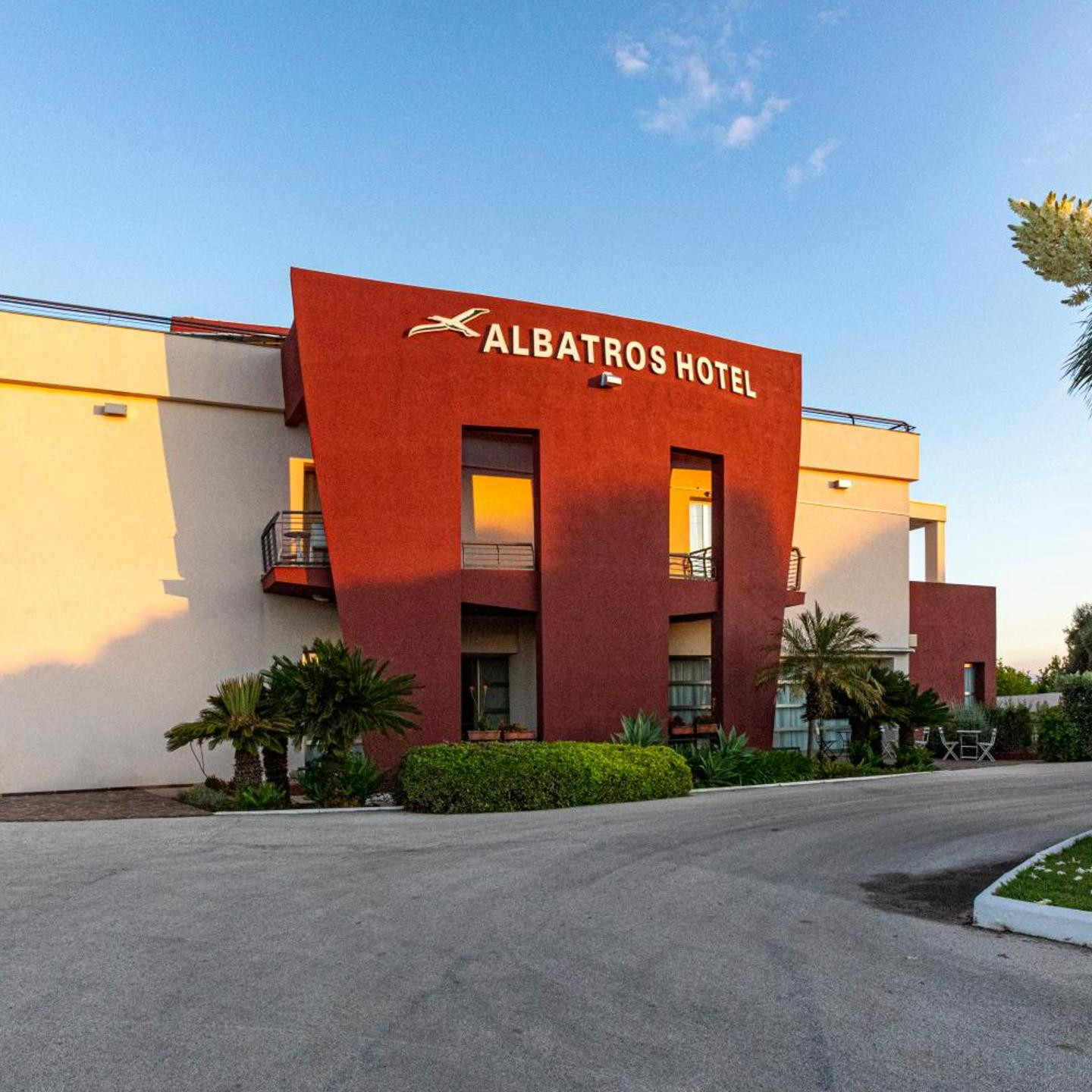 Albatros Hotel