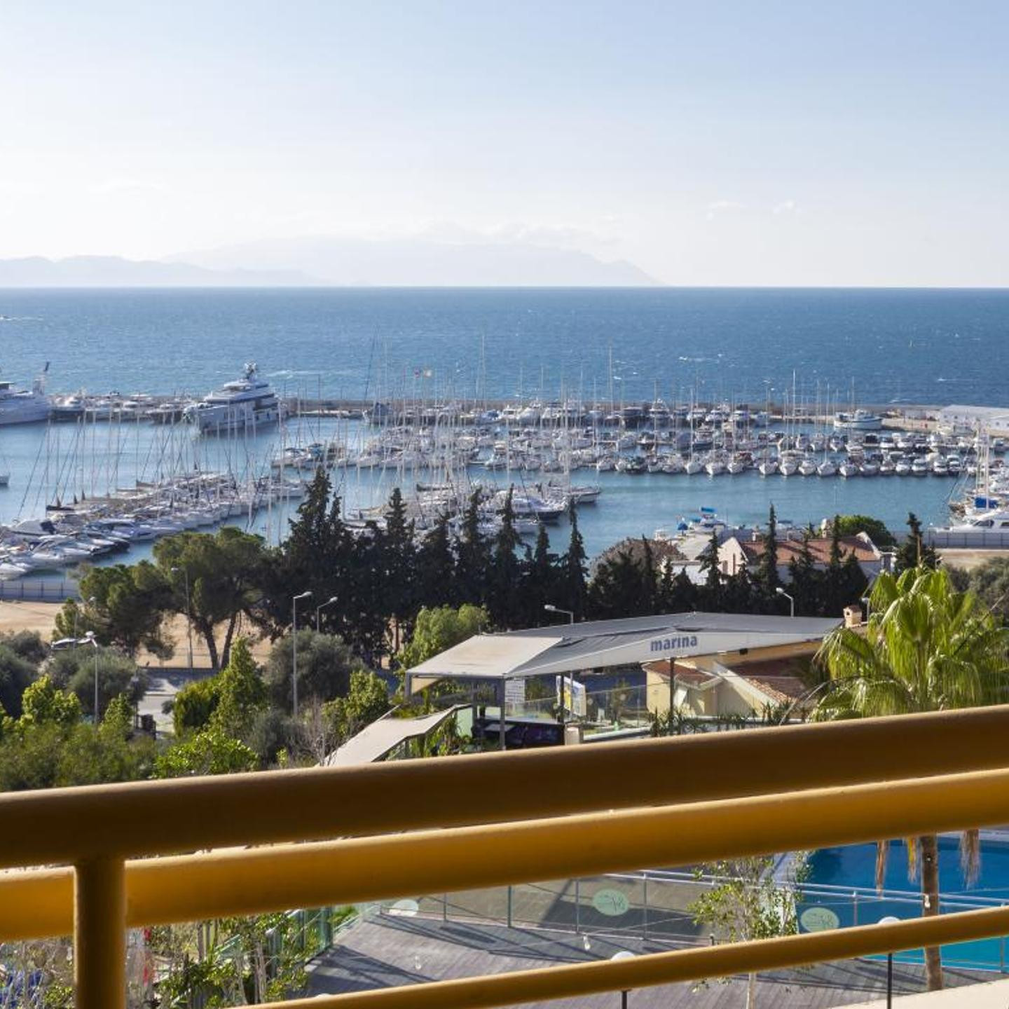 Suhan Seaport 360 Hotel