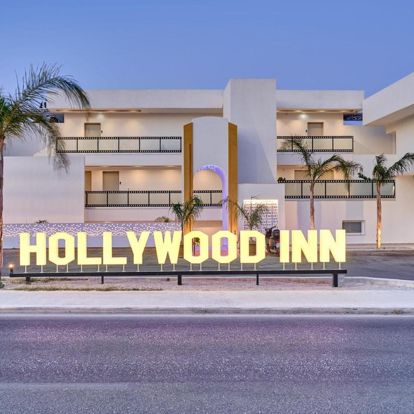 Hollywood Inn Faliraki - Adults Only