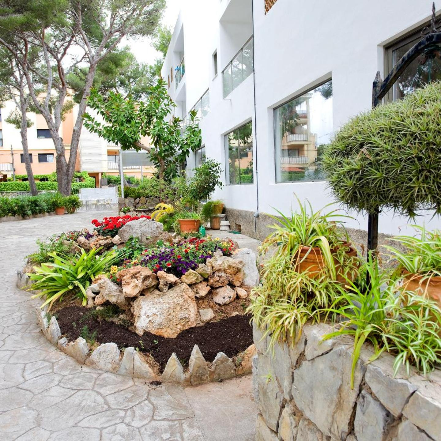 Petit Garden Hotel by Flacalco