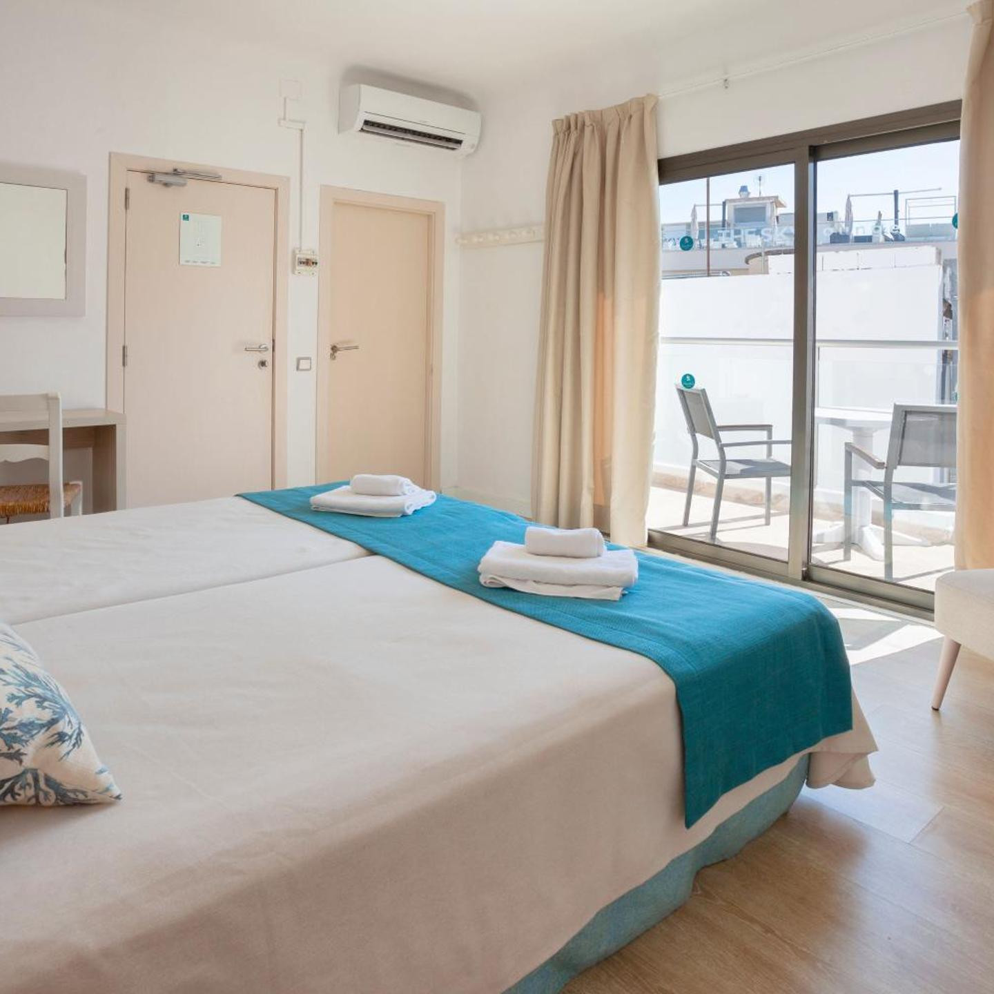 Petit Garden Hotel by Flacalco