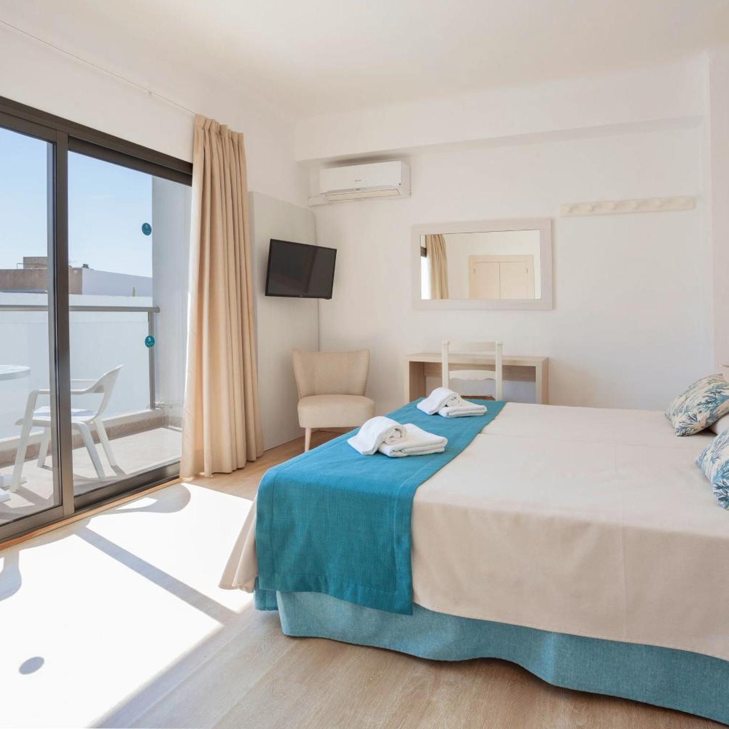 Petit Garden Hotel by Flacalco