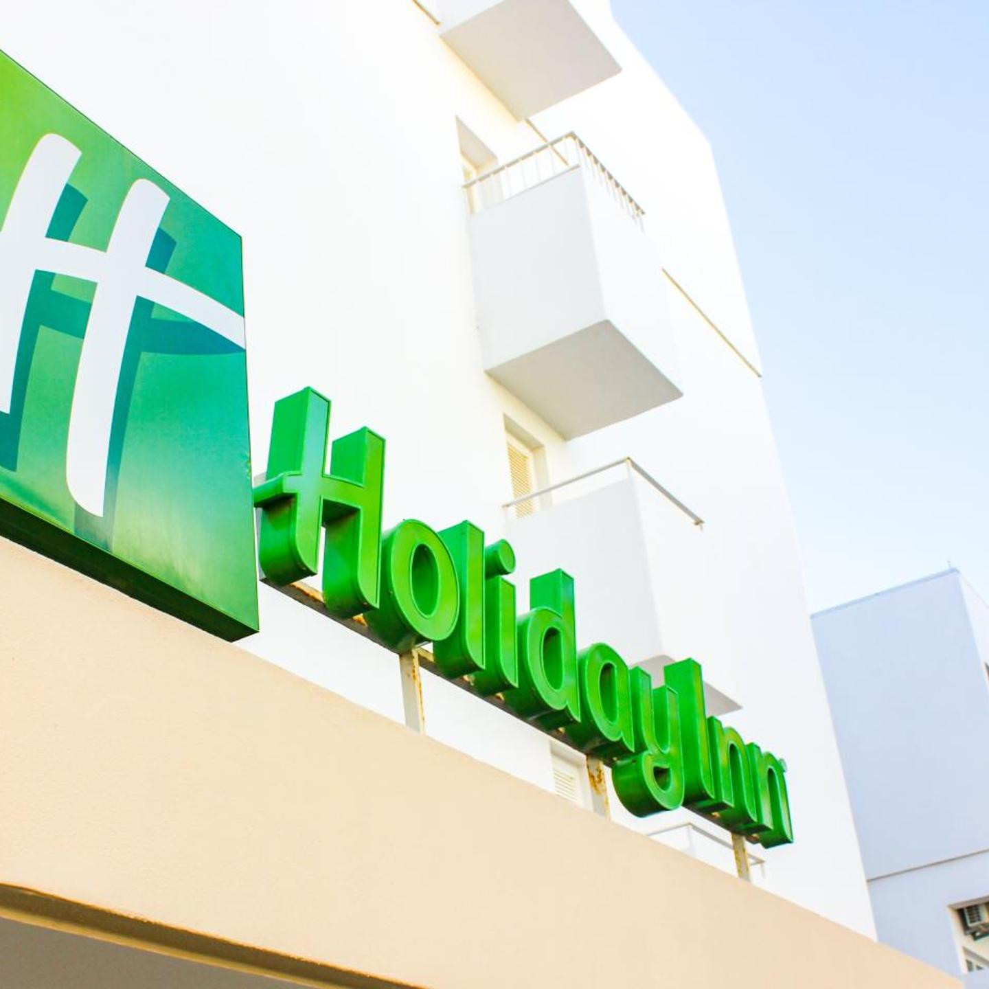 Holiday Inn Algarve - Armação de Pêra, an IHG Hotel