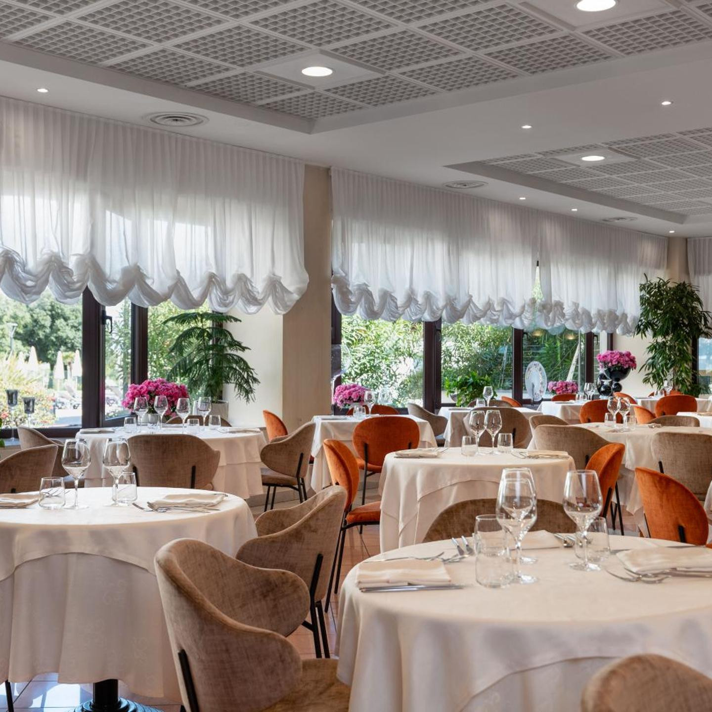 Savoy Beach Hotel & Thermal Spa