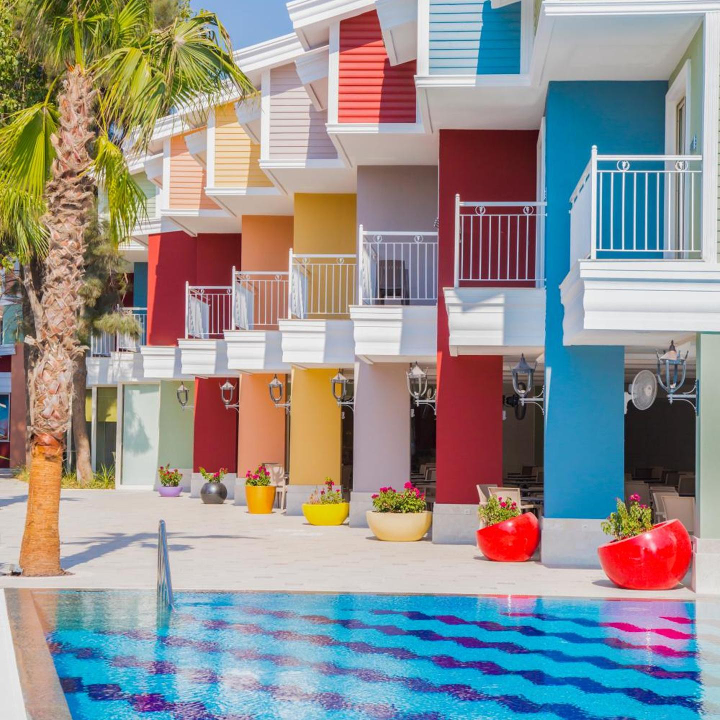 Crystal Club World of Colours