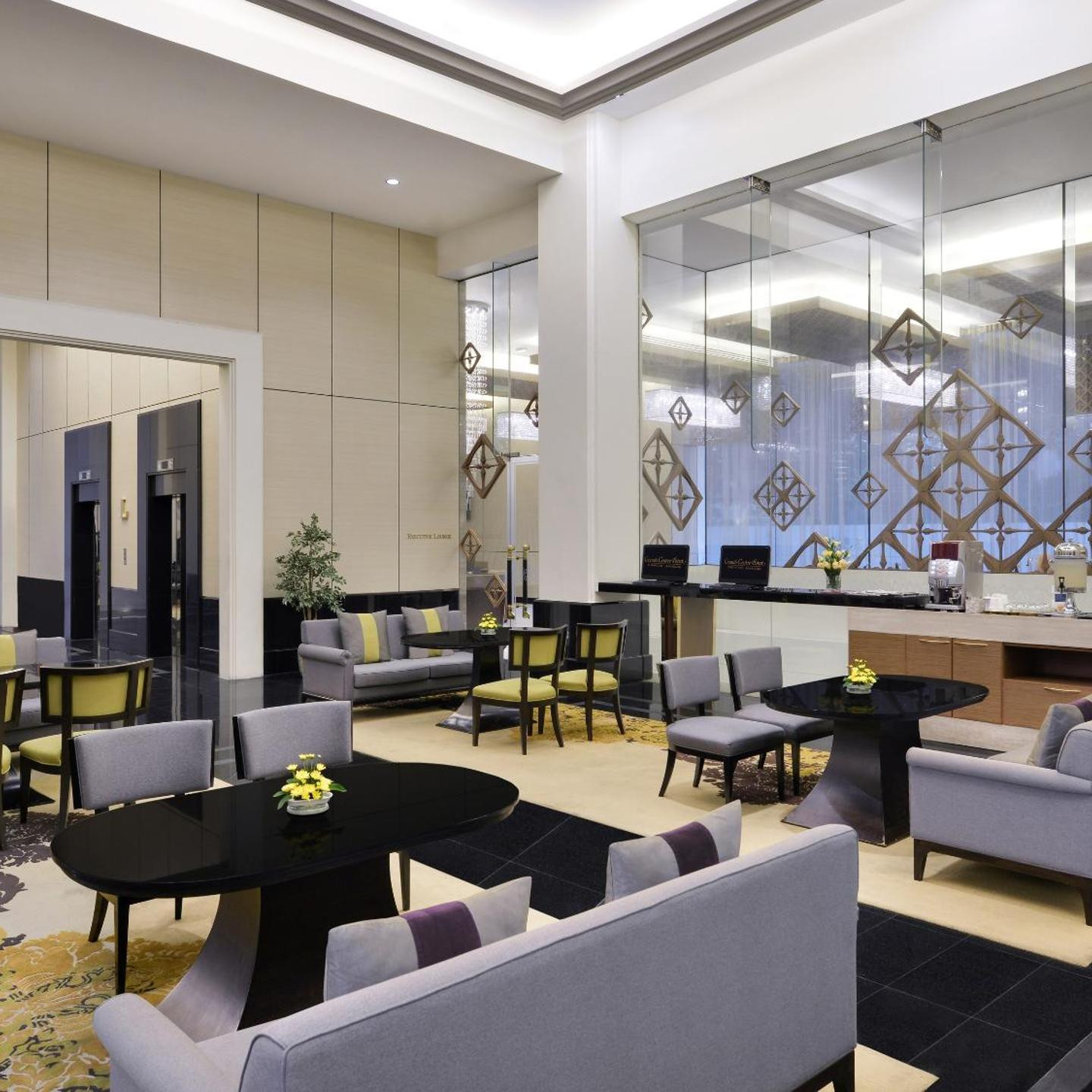 Grande Centre Point Ploenchit