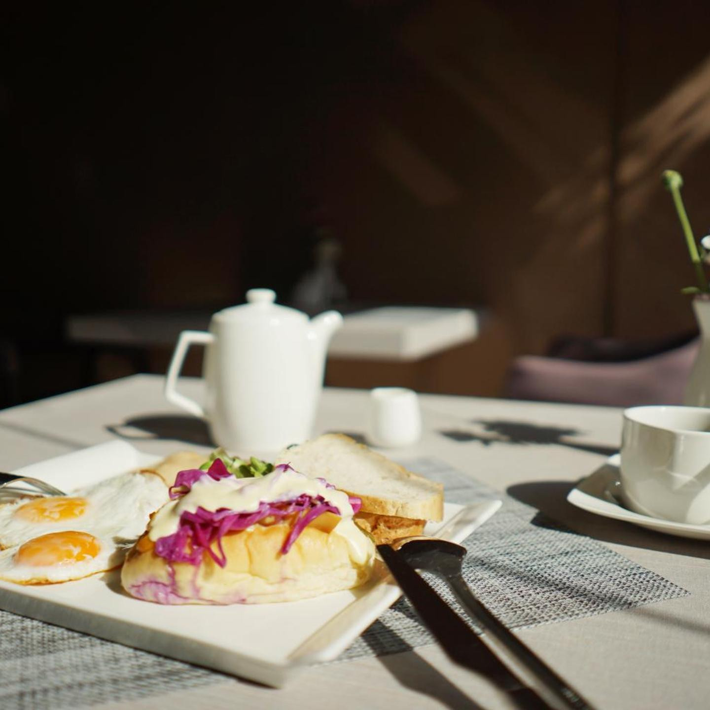 De Prime Rangnam Hotel