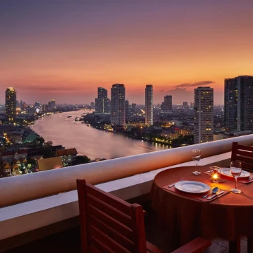 Centre Point Silom