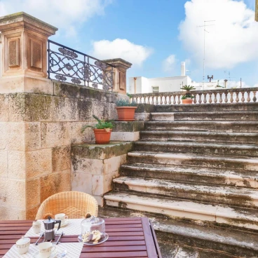 La terrazza sulla Chiesa di San Francesco d'Assisi