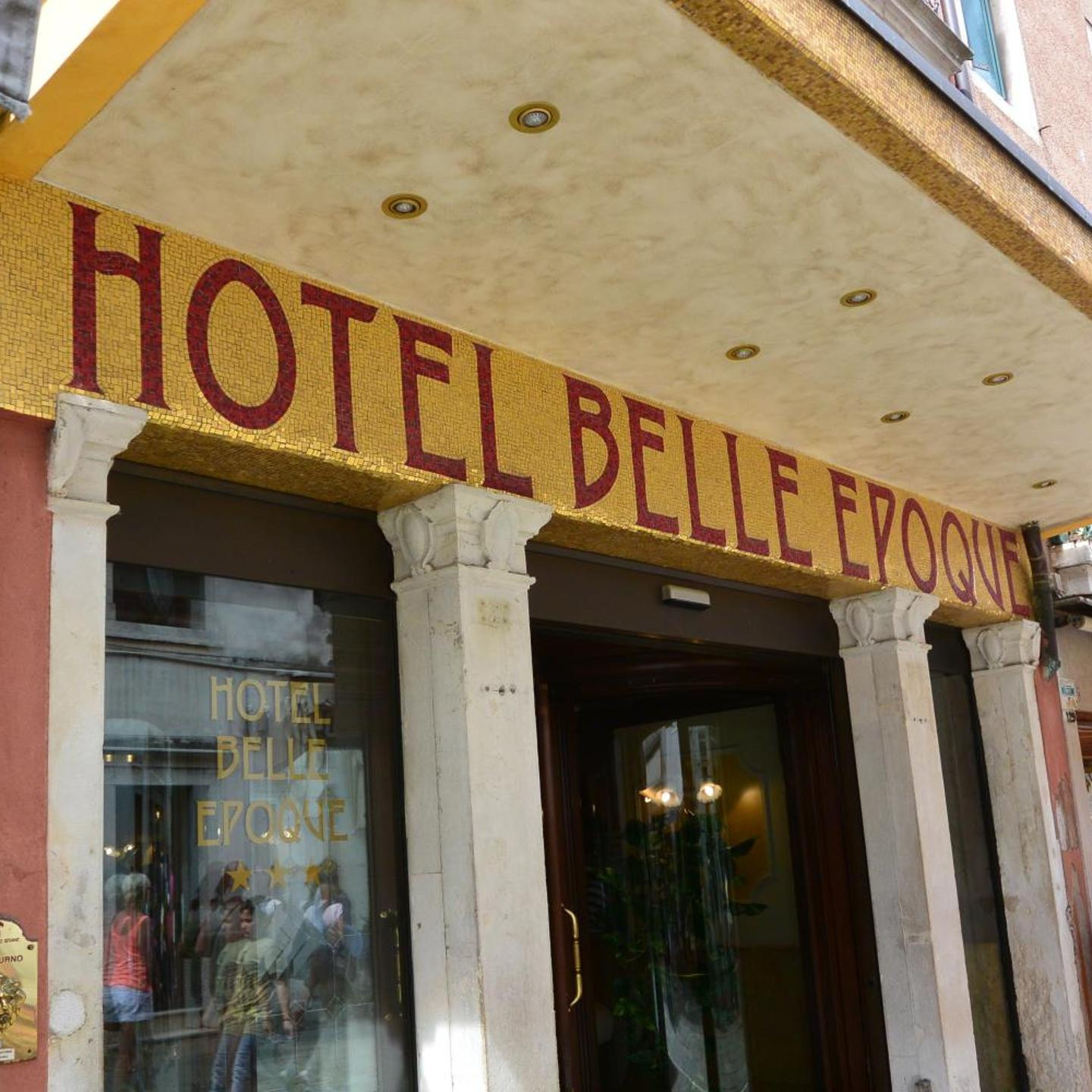 Hotel Belle Epoque