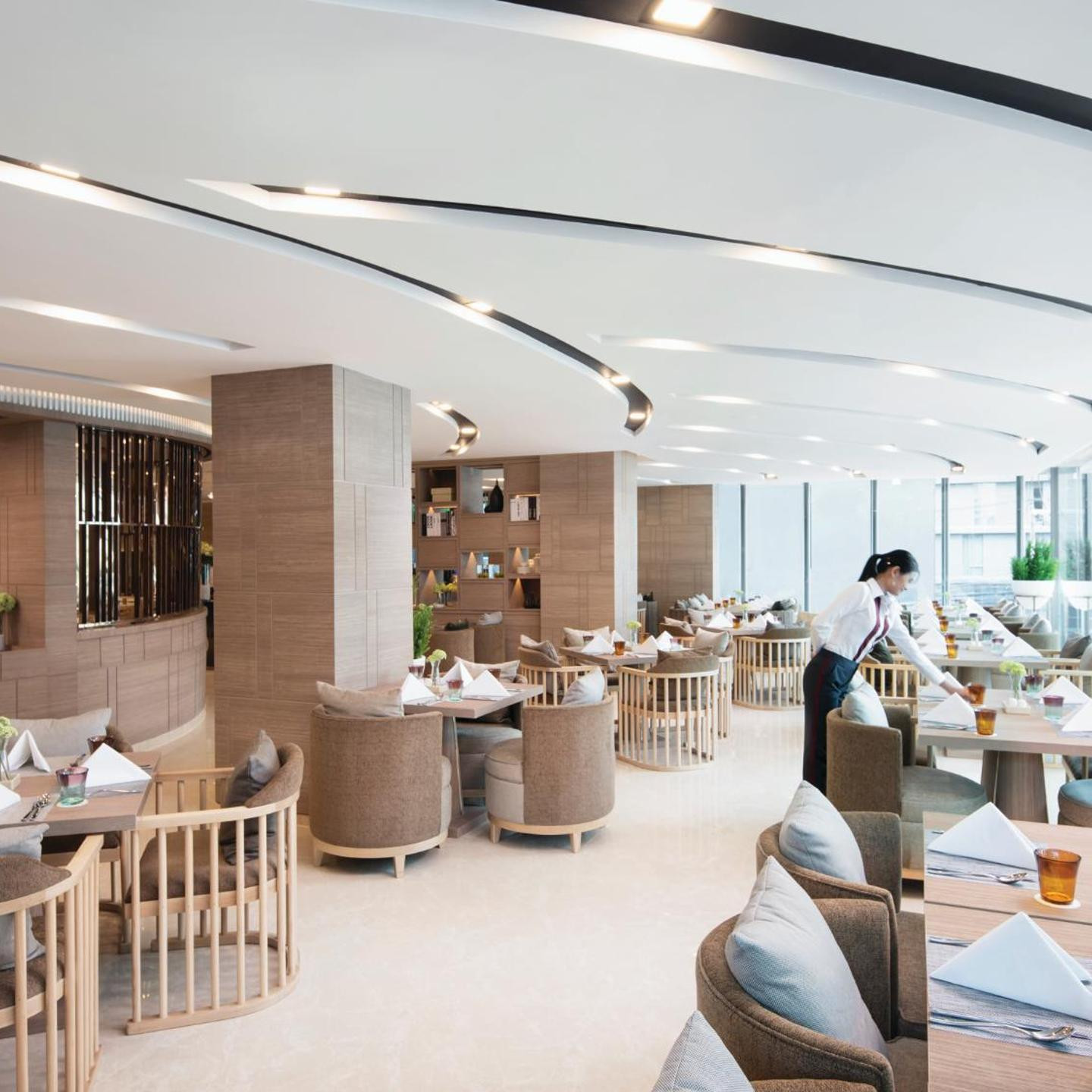 Solitaire Bangkok Sukhumvit 11