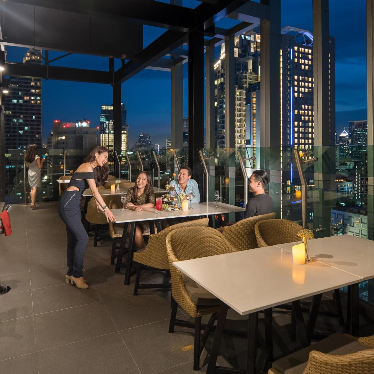 Solitaire Bangkok Sukhumvit 11