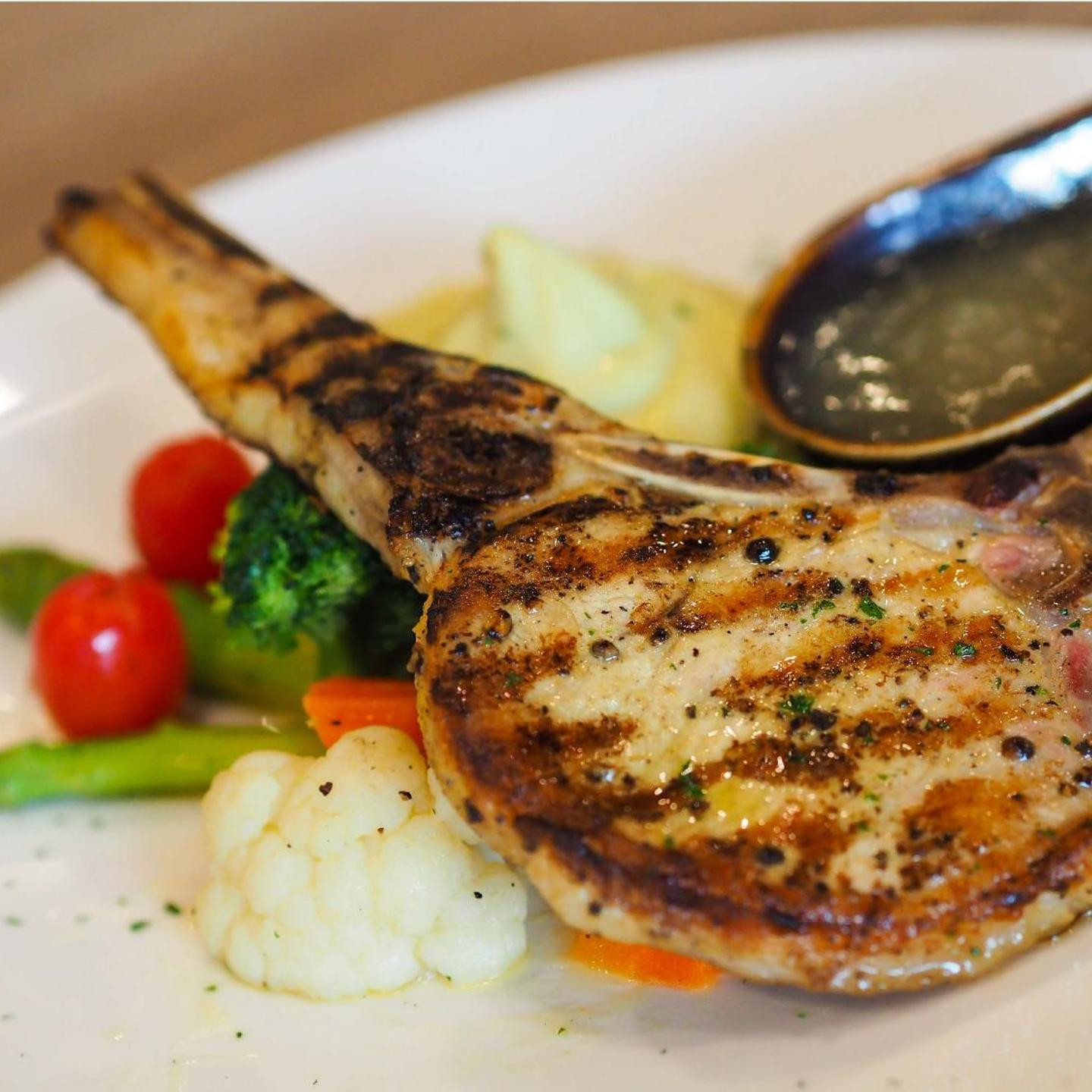 Solitaire Bangkok Sukhumvit 11