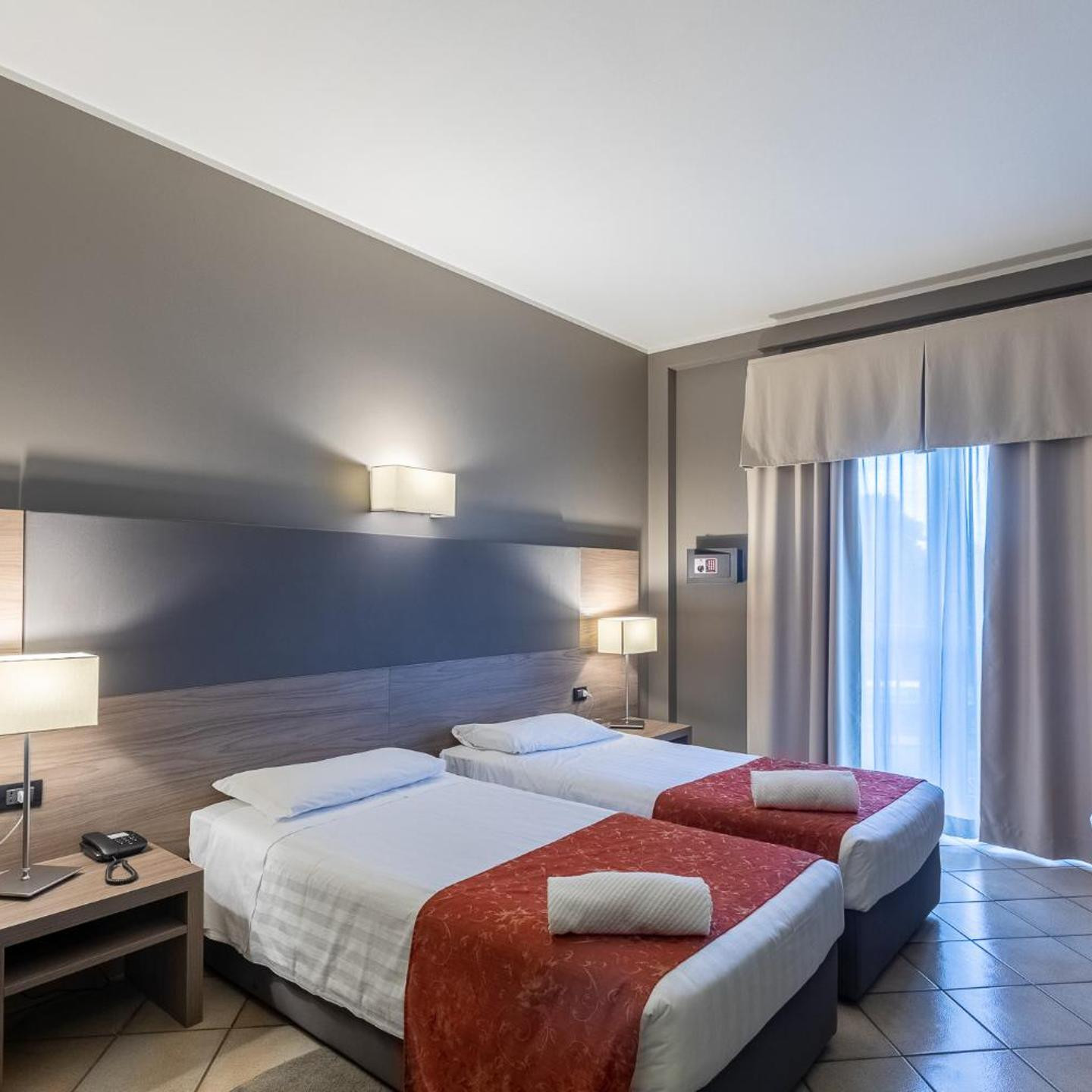 Hotel Sunflower