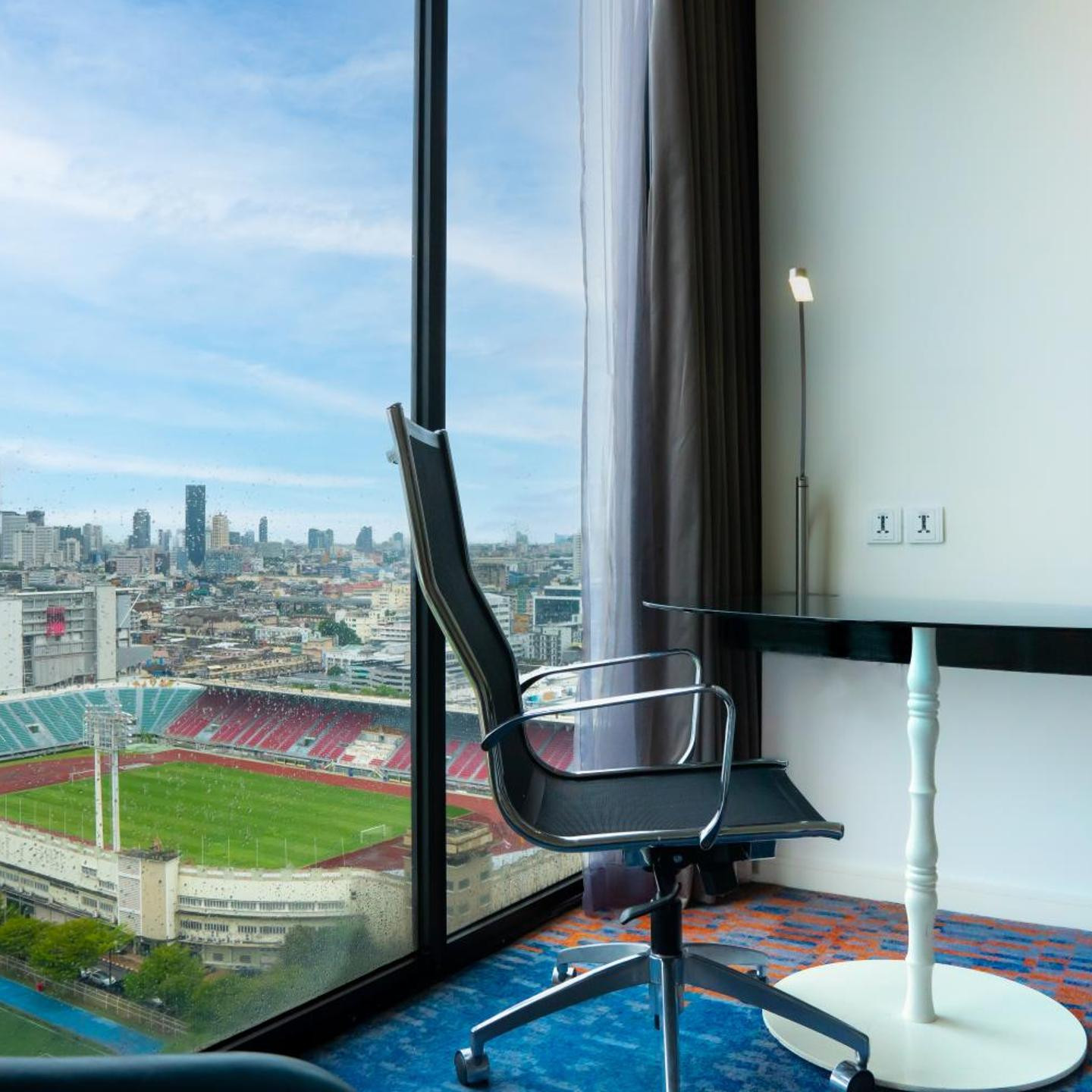 Holiday Inn Express Bangkok Siam, an IHG Hotel