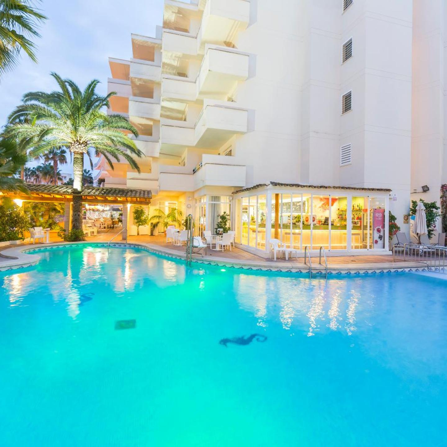 Aparthotel Cap De Mar