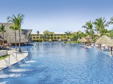 Barcelo Maya Grand Resort