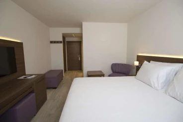 Neopol Hotel Deluxe