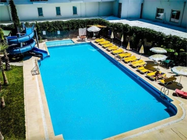 BESO BEACH HOTEL