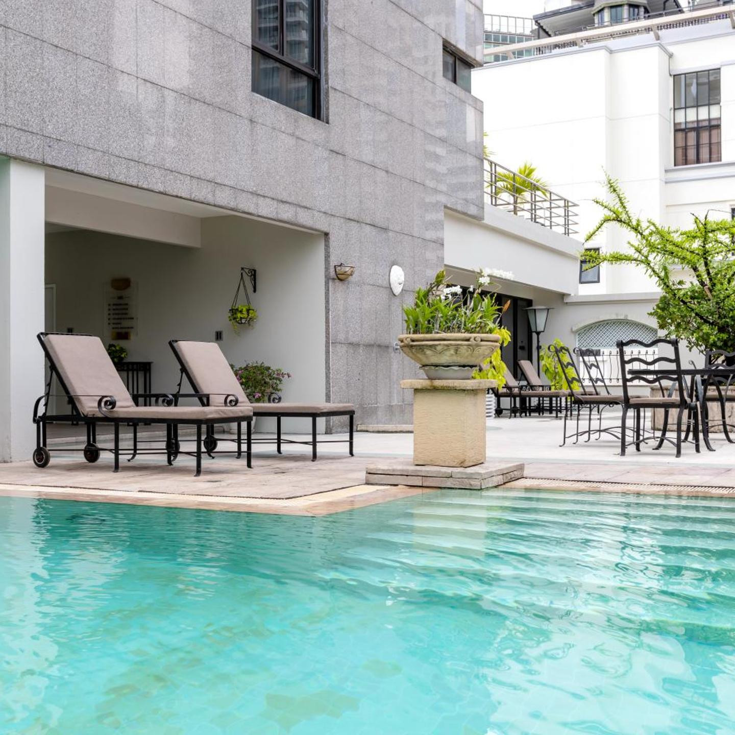 Cape House Hotel Bangkok