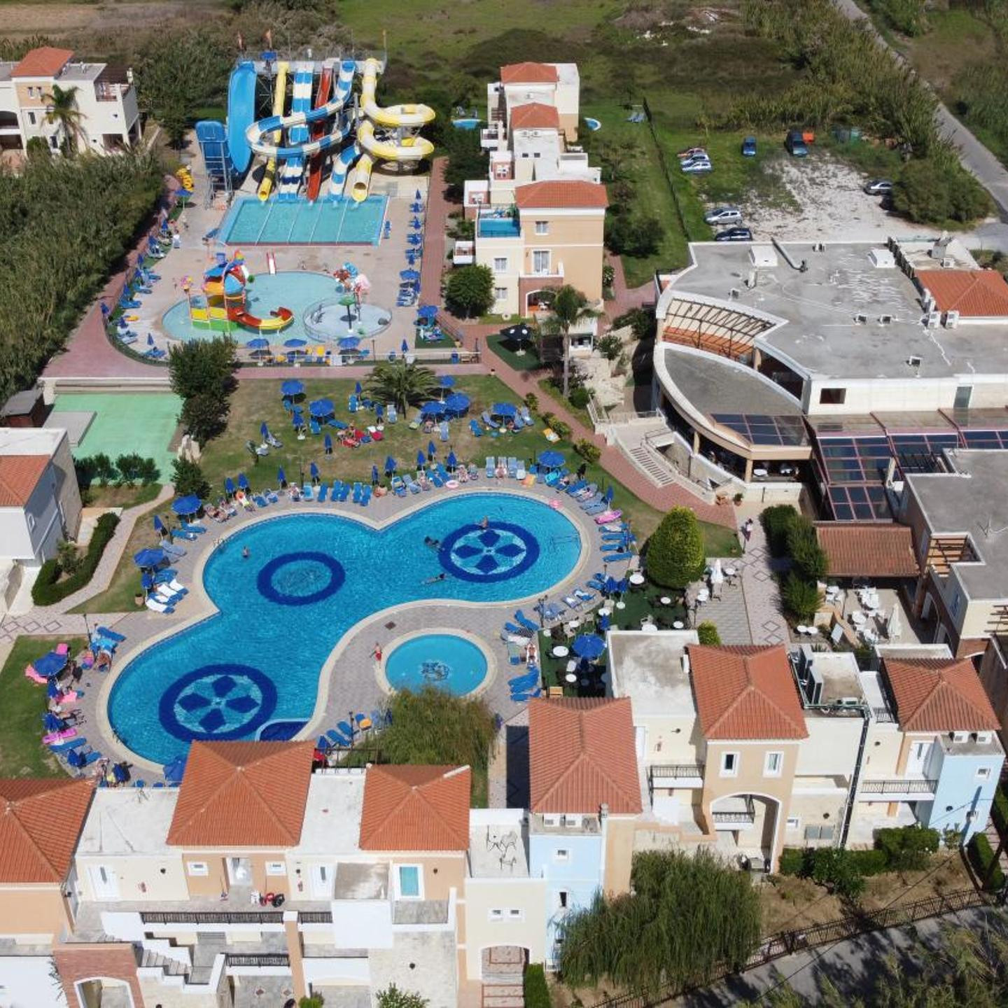 Chrispy Waterpark Resort - All inclusive