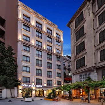 Dora Pera Hotel