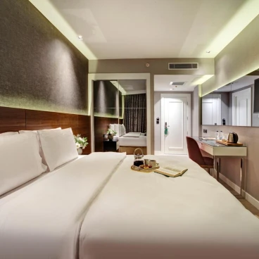Dora Pera Hotel