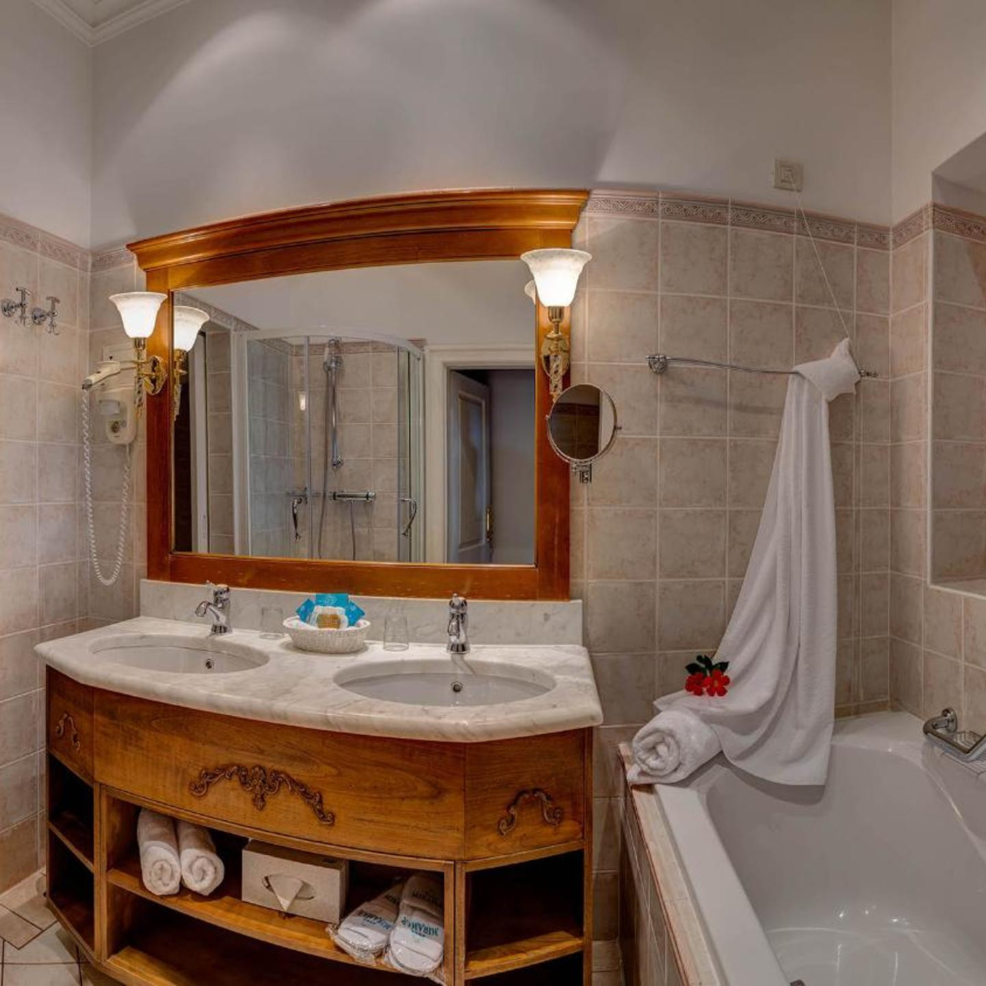 Hotel Miramar