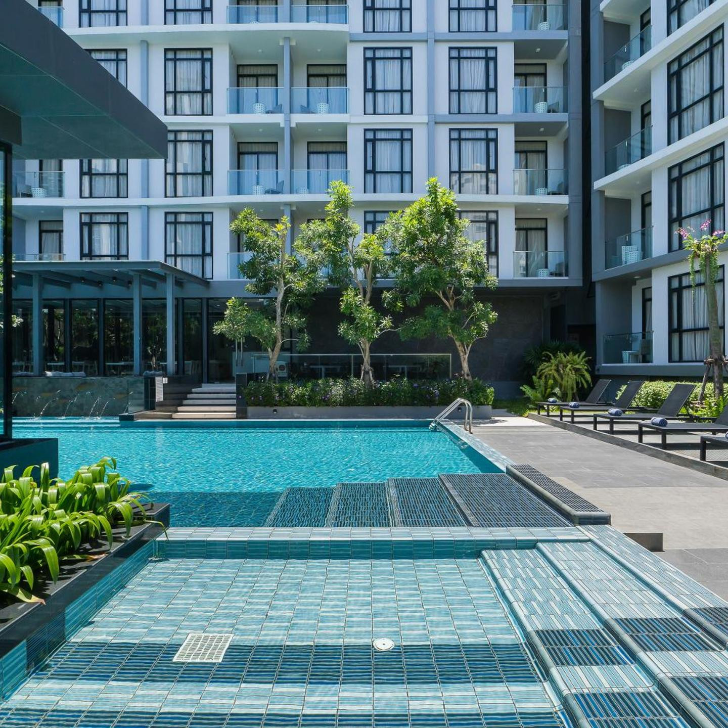 Arden Hotel and Residence by At Mind