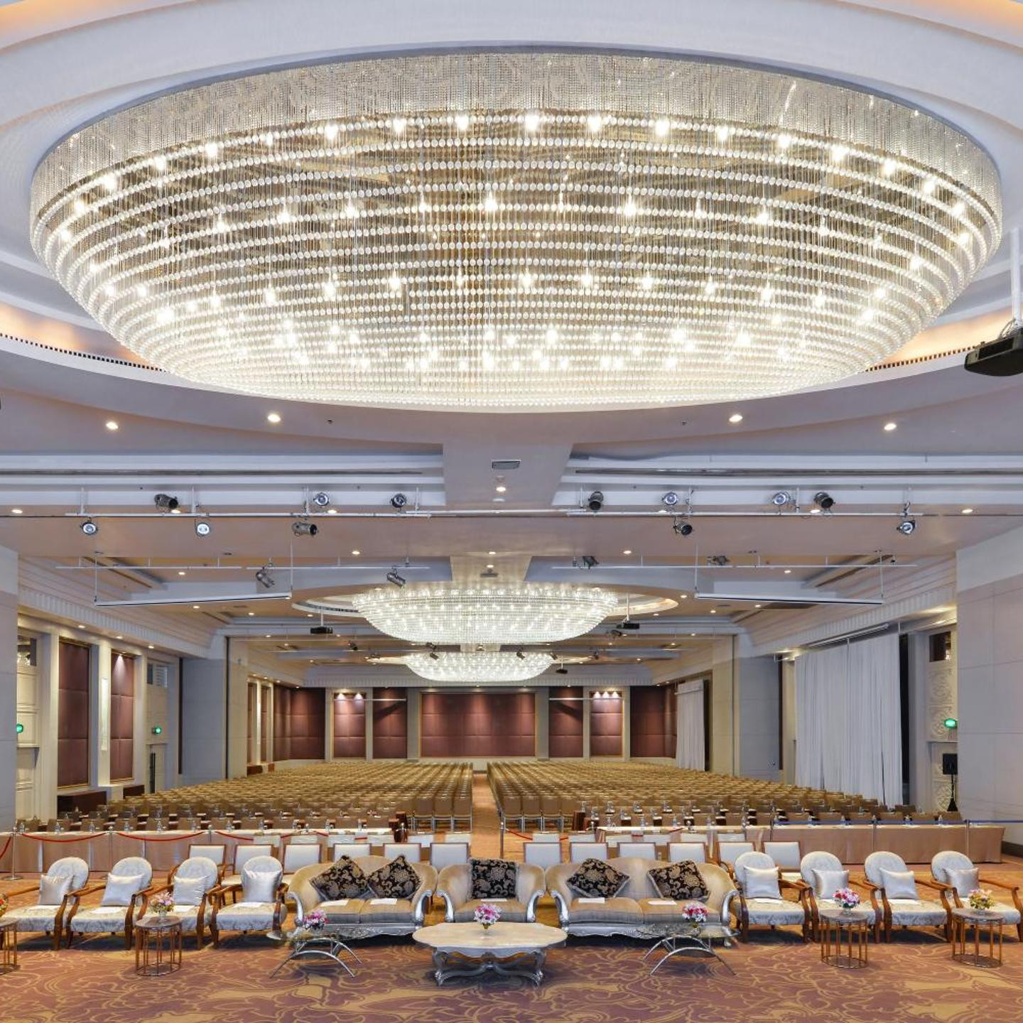 Miracle Grand Convention Hotel