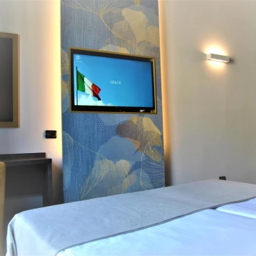 Mokinba Hotels King