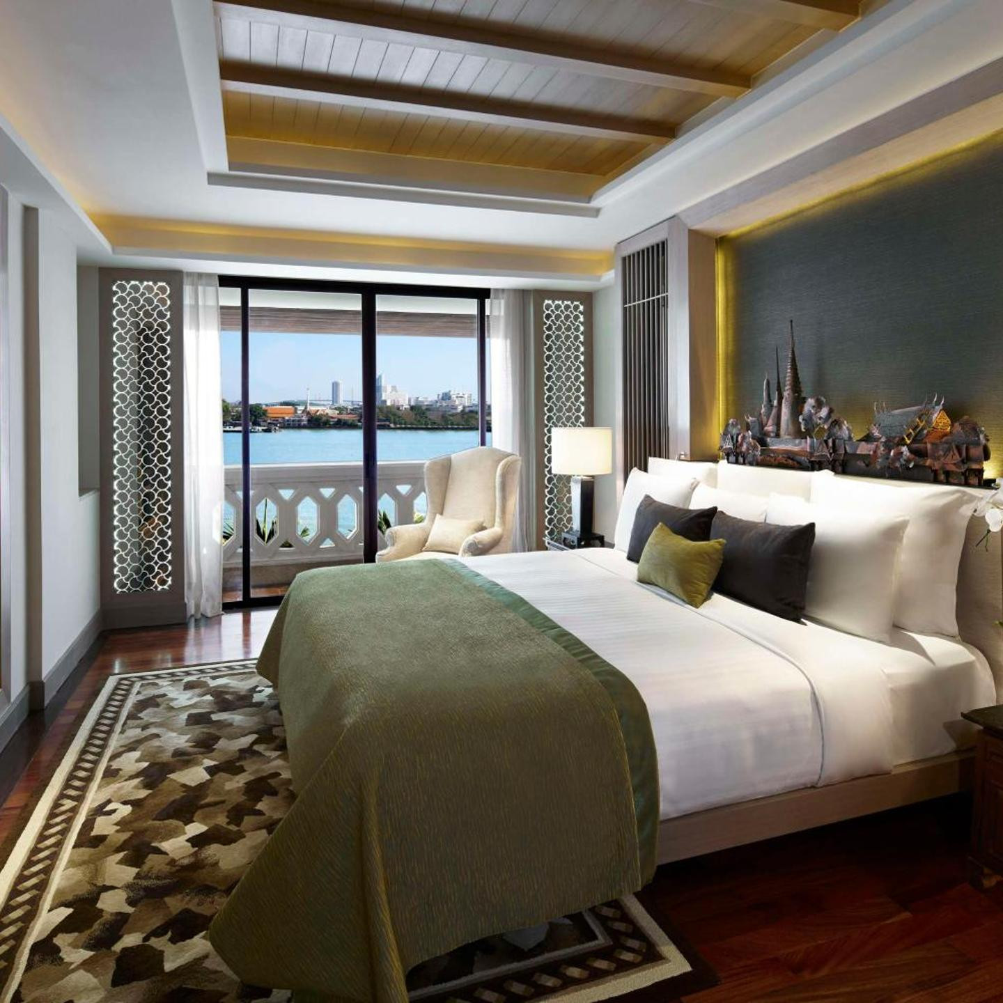 Anantara Riverside Bangkok Resort