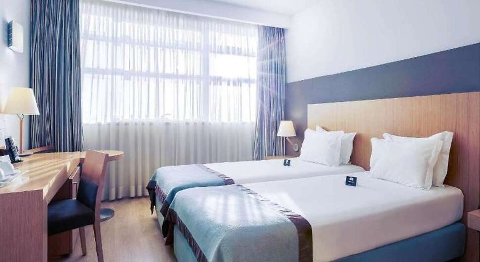 Mercure Lisboa Almada Hotel