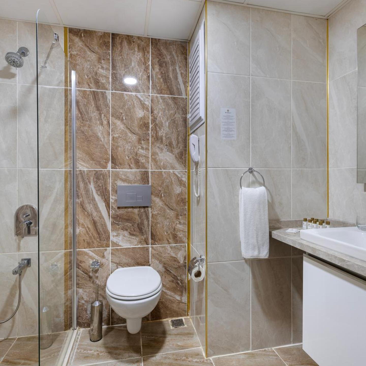 Hotella Resort & Spa