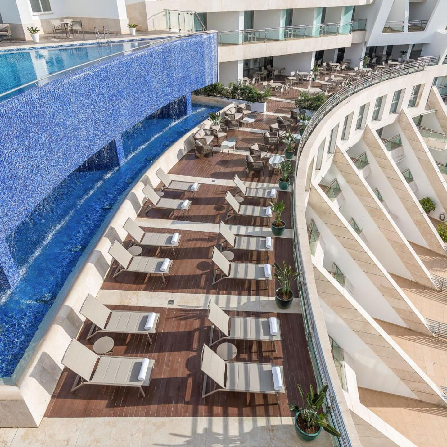 Sesimbra Oceanfront Hotel - Preferred Hotels and Resorts