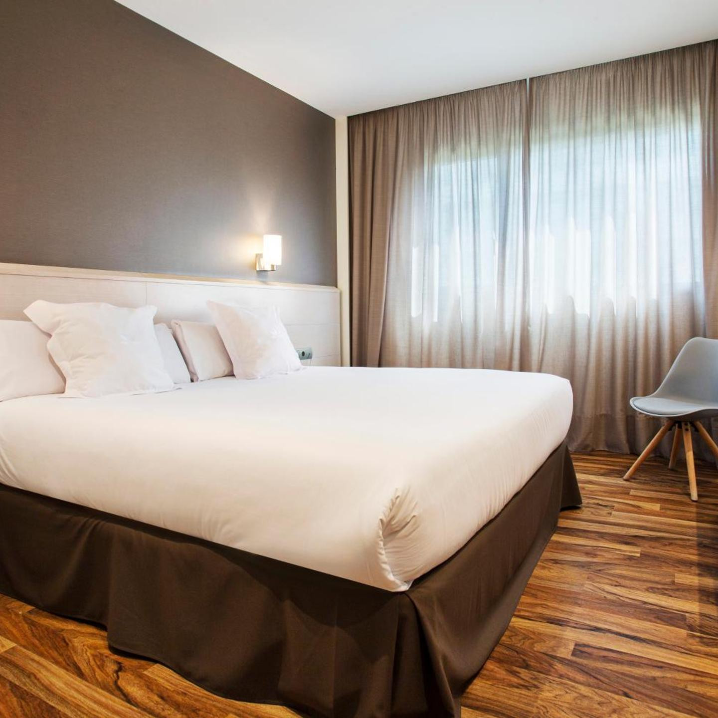 AZZ Valencia Táctica Hotel