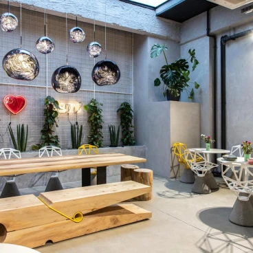 14 Reasons Why Hotel Athens