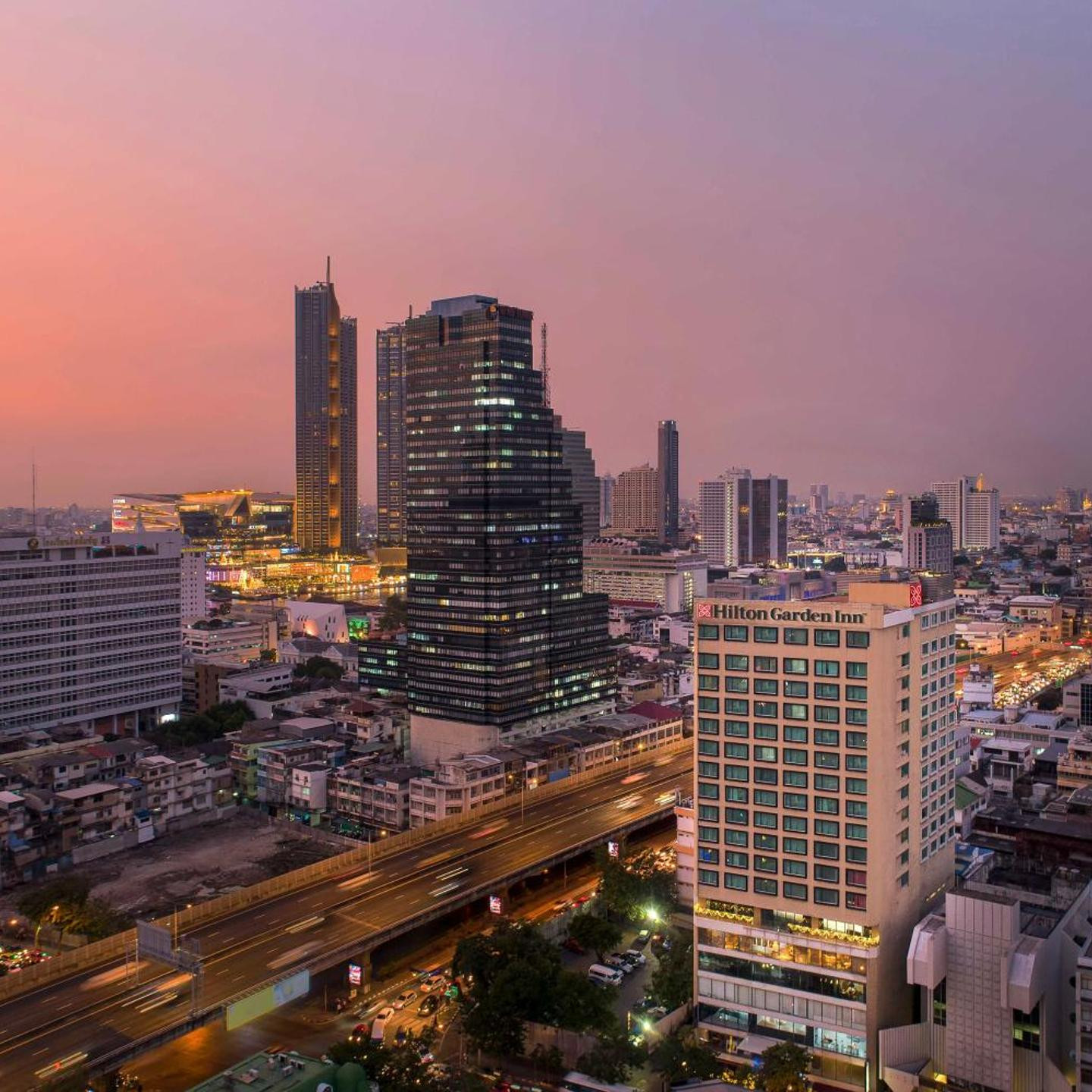 Hilton Garden Inn Bangkok Silom