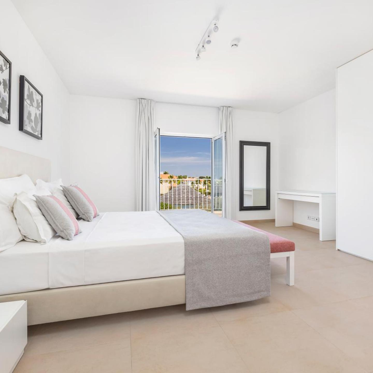 Eden Villas & Apartments