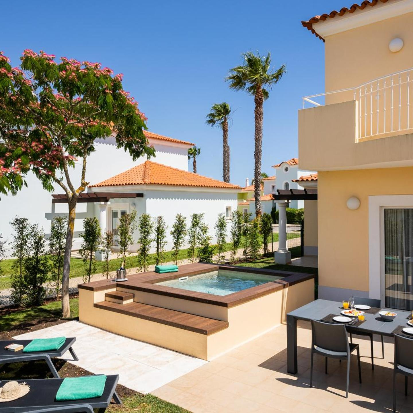 Eden Villas & Apartments