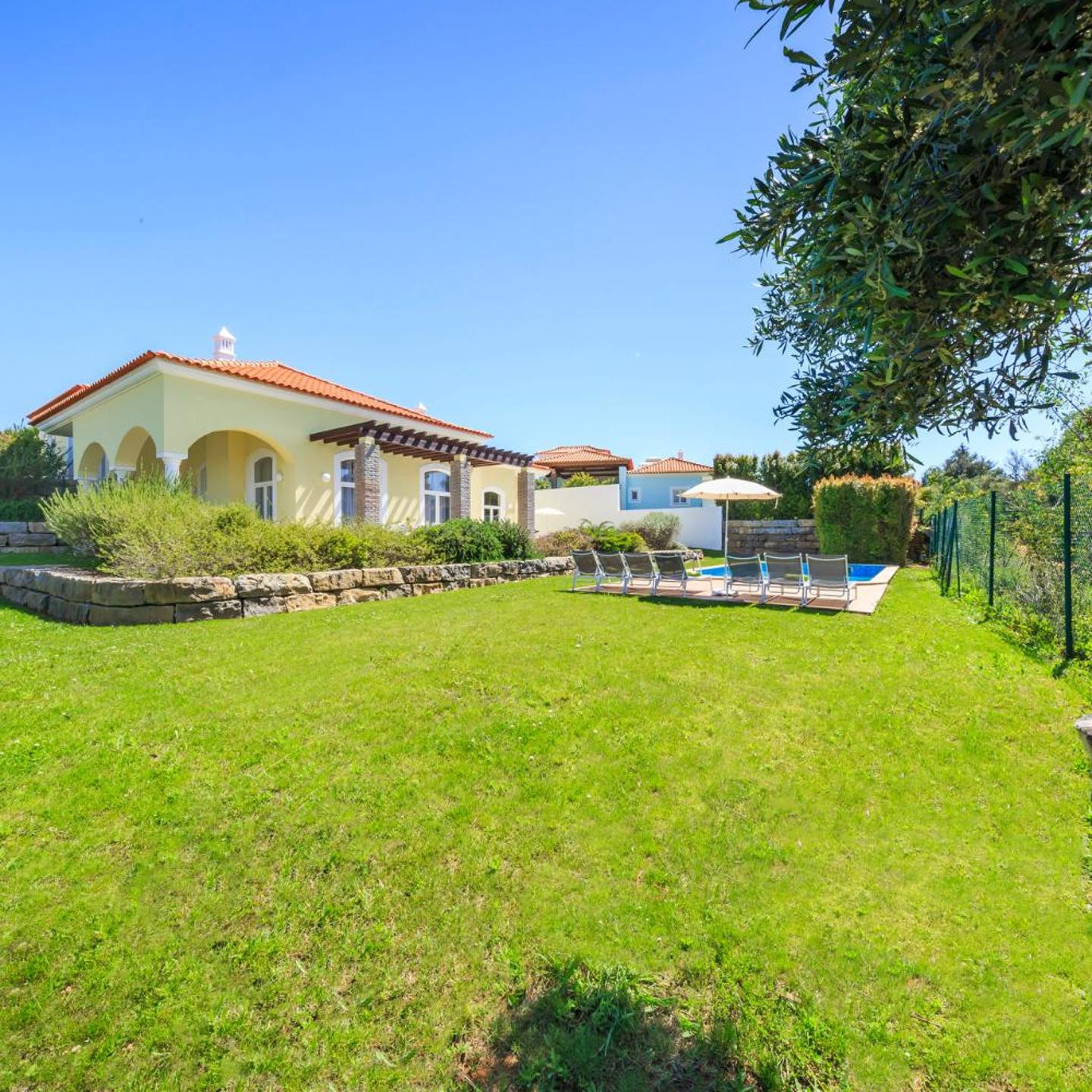 Eden Villas & Apartments