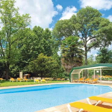 Logis Hôtel Restaurant Les Cèdres