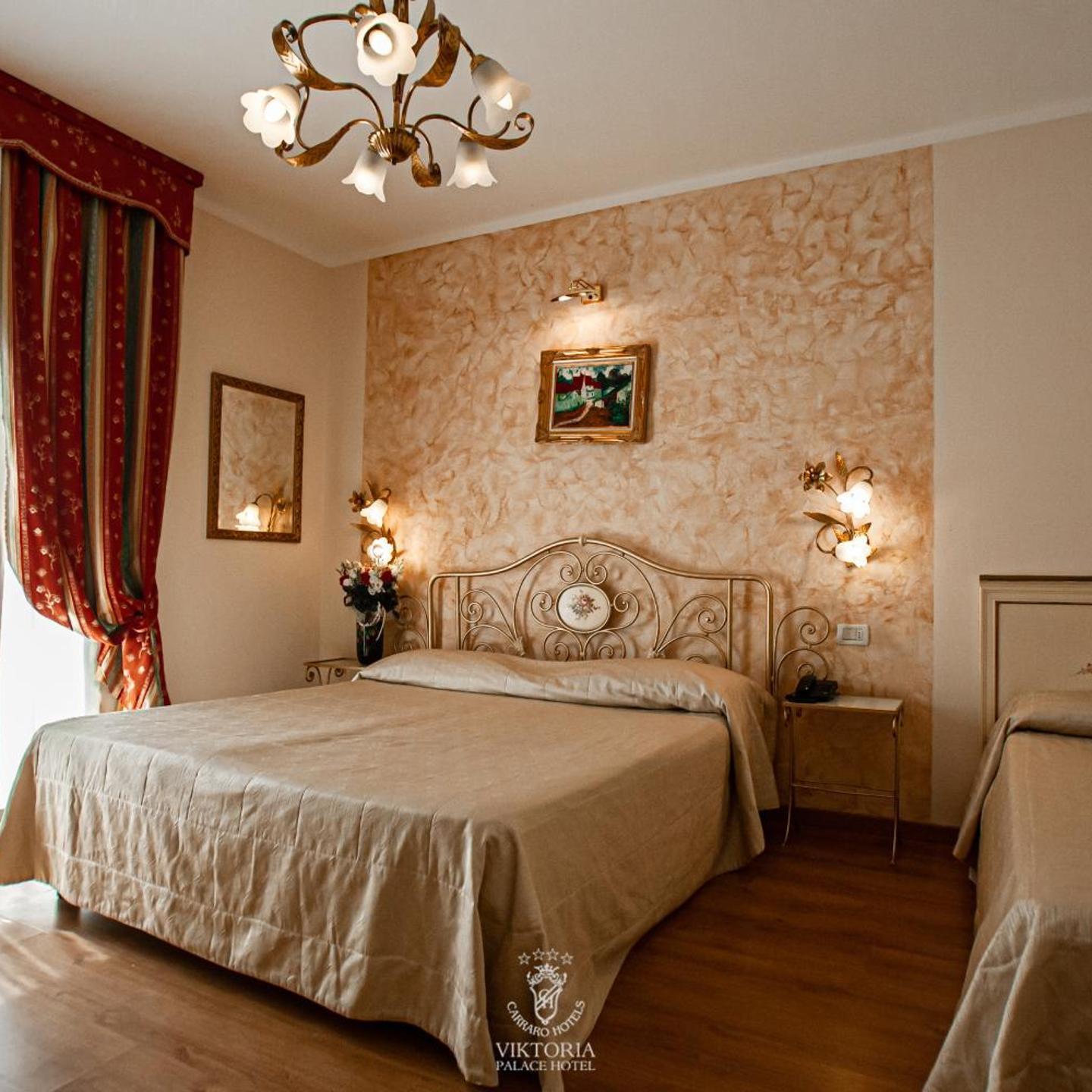 Viktoria Palace Hotel