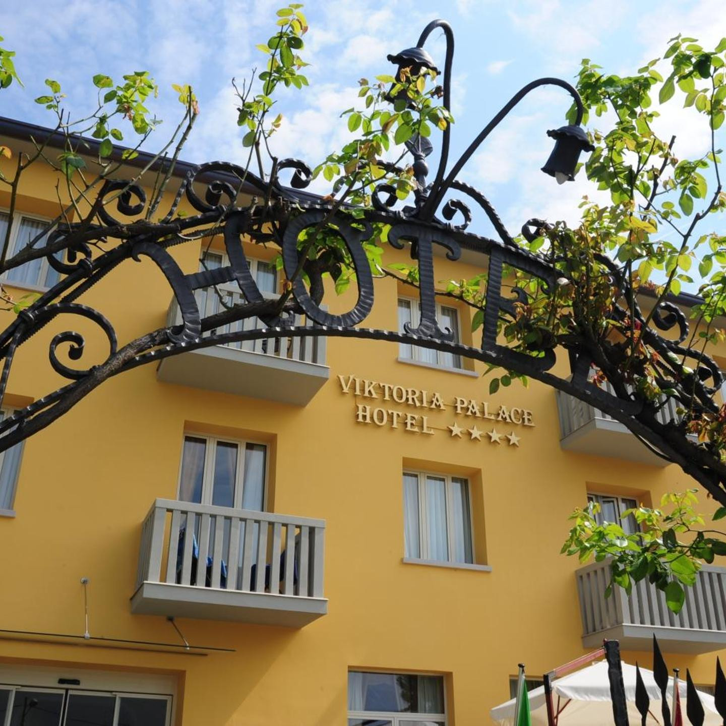 Viktoria Palace Hotel