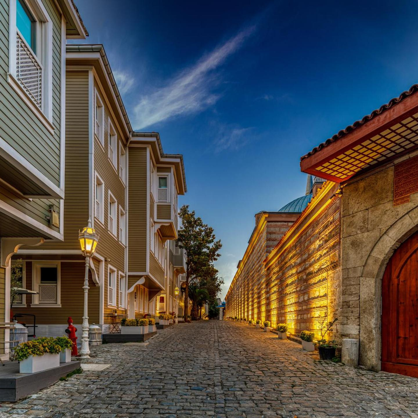 Hagia Sofia Mansions Istanbul, Curio Collection by Hilton